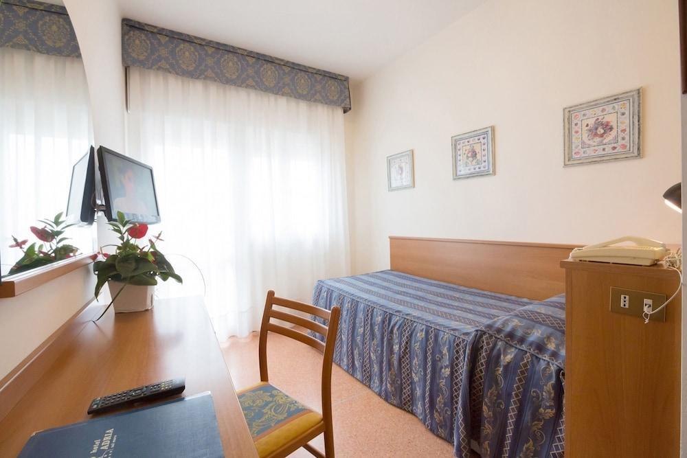 Hotel Adria Sul Mare カオルレ エクステリア 写真
