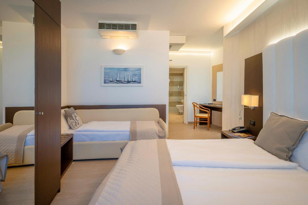Hotel Adria Sul Mare カオルレ エクステリア 写真