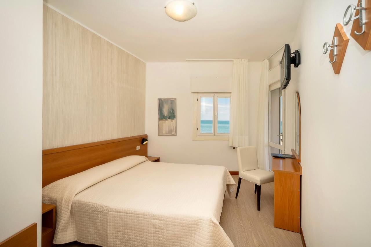 Hotel Adria Sul Mare カオルレ エクステリア 写真