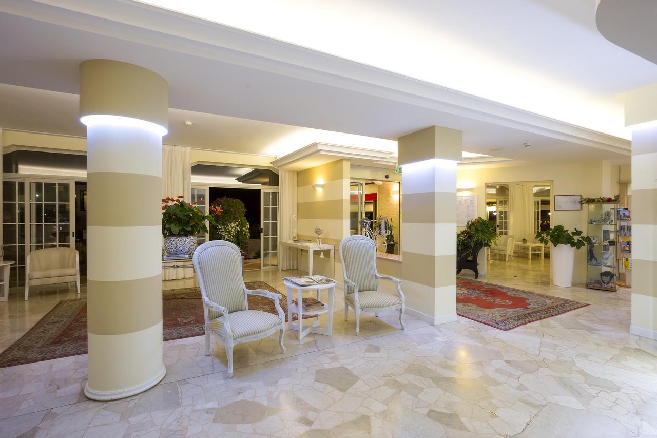 Hotel Adria Sul Mare カオルレ エクステリア 写真