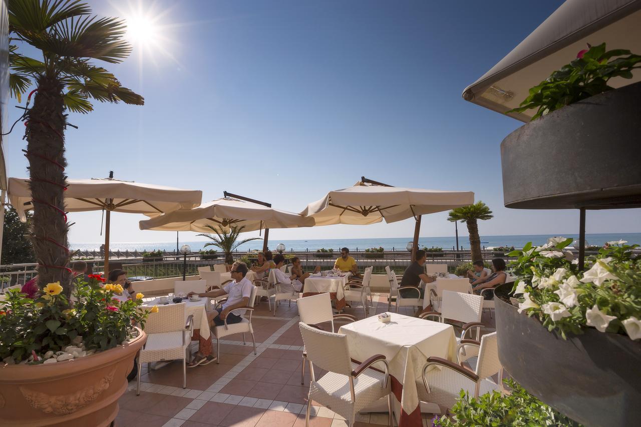 Hotel Adria Sul Mare カオルレ エクステリア 写真