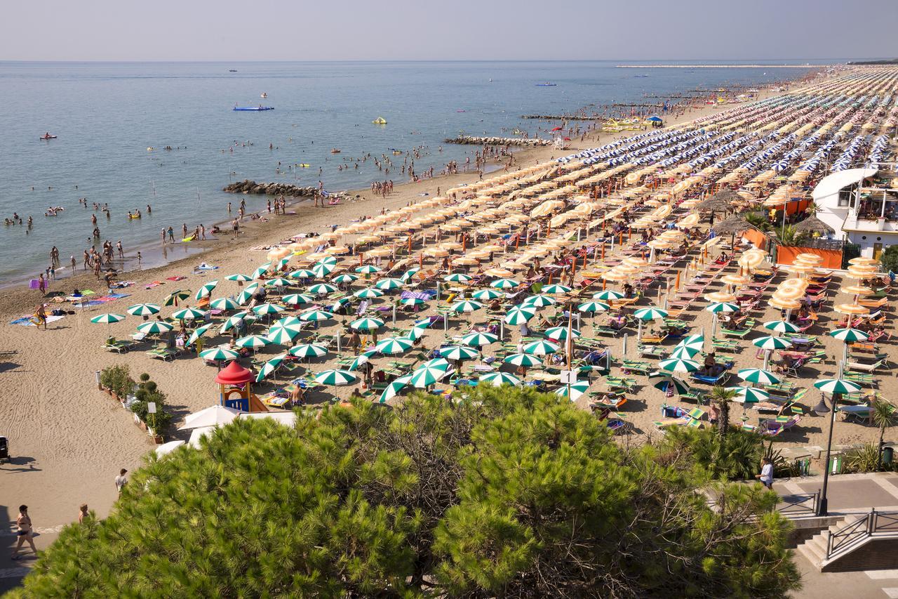 Hotel Adria Sul Mare カオルレ エクステリア 写真