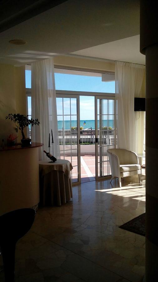 Hotel Adria Sul Mare カオルレ エクステリア 写真